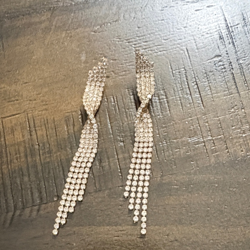 EUC Windsor Gold/Silver-Tone Twisted Rhinestone Dusters